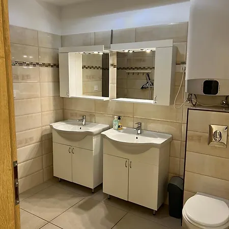 Waterfront Apartment Zamardi